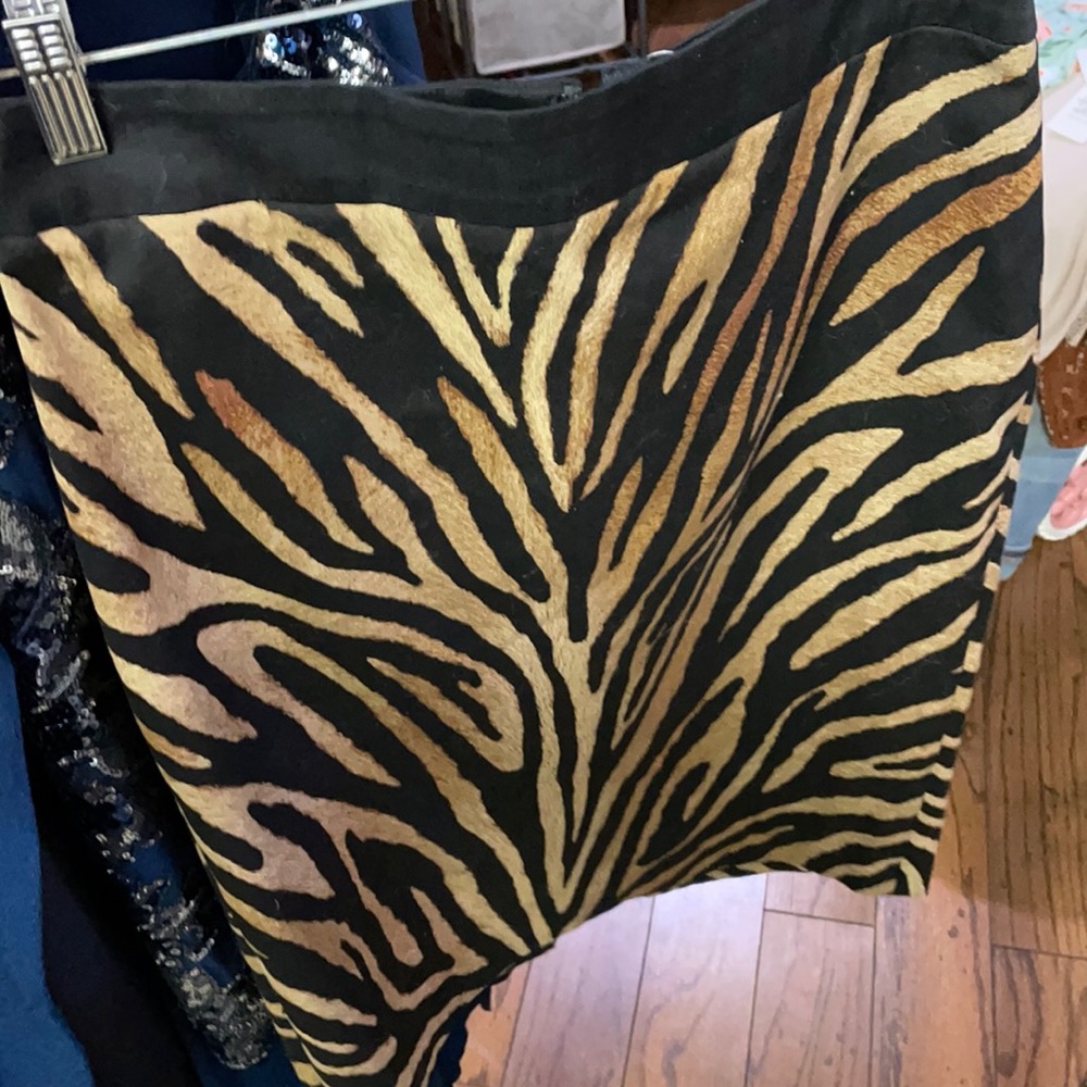 White House Black Market animal print pencil skirt. New with tags.